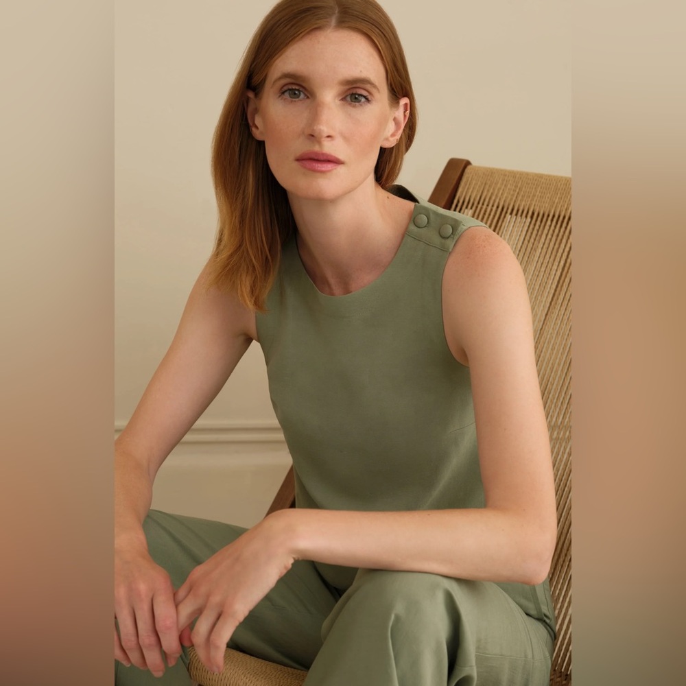 NWT Sophiegrace The Ella Linen Tank Sage